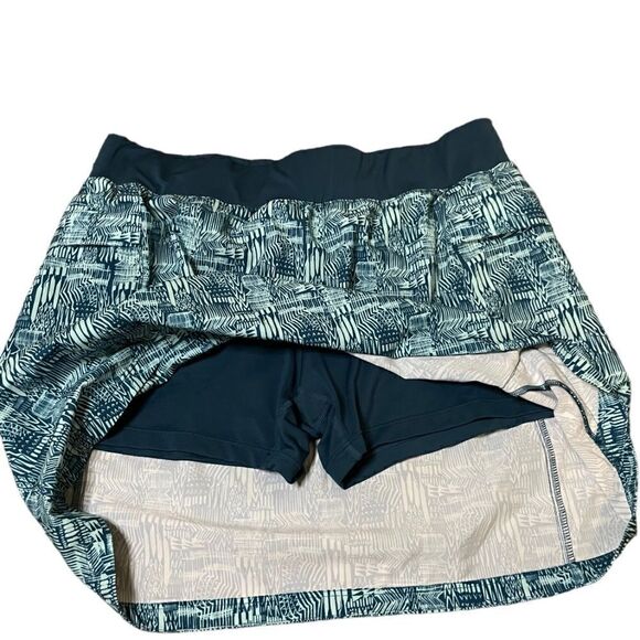 Reel Legends Athletic Skirt with attached shorts - Size Large - Picture 1 of 4